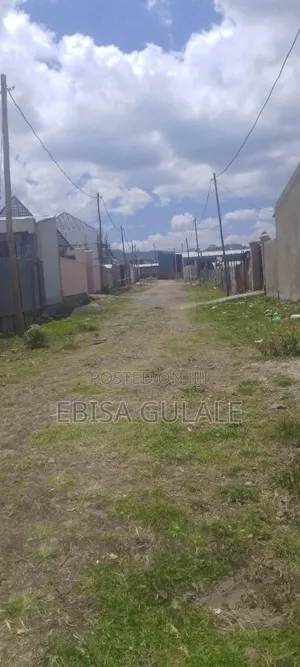 Furnished 2bdrm Apartment in Yeka for sale