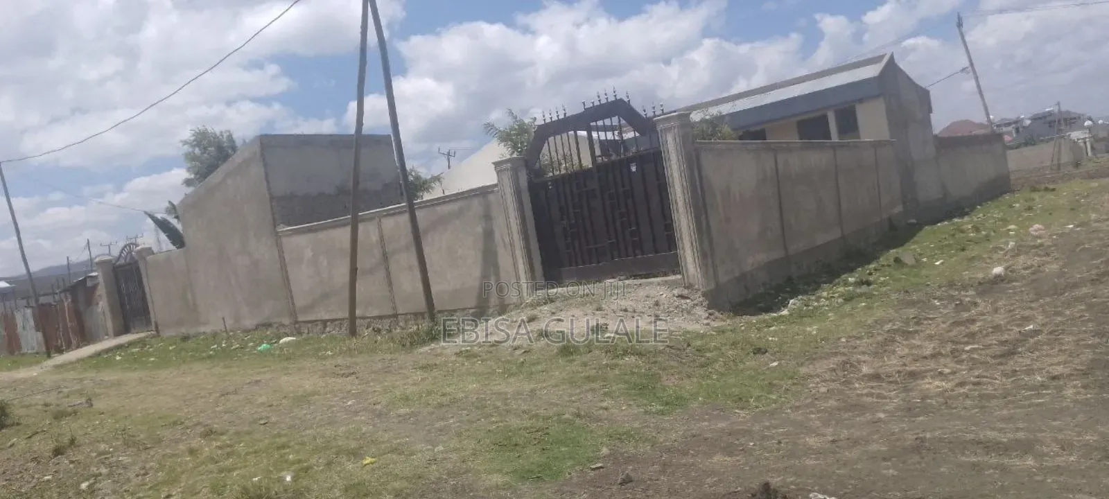 Furnished 2bdrm Apartment in Yeka for sale