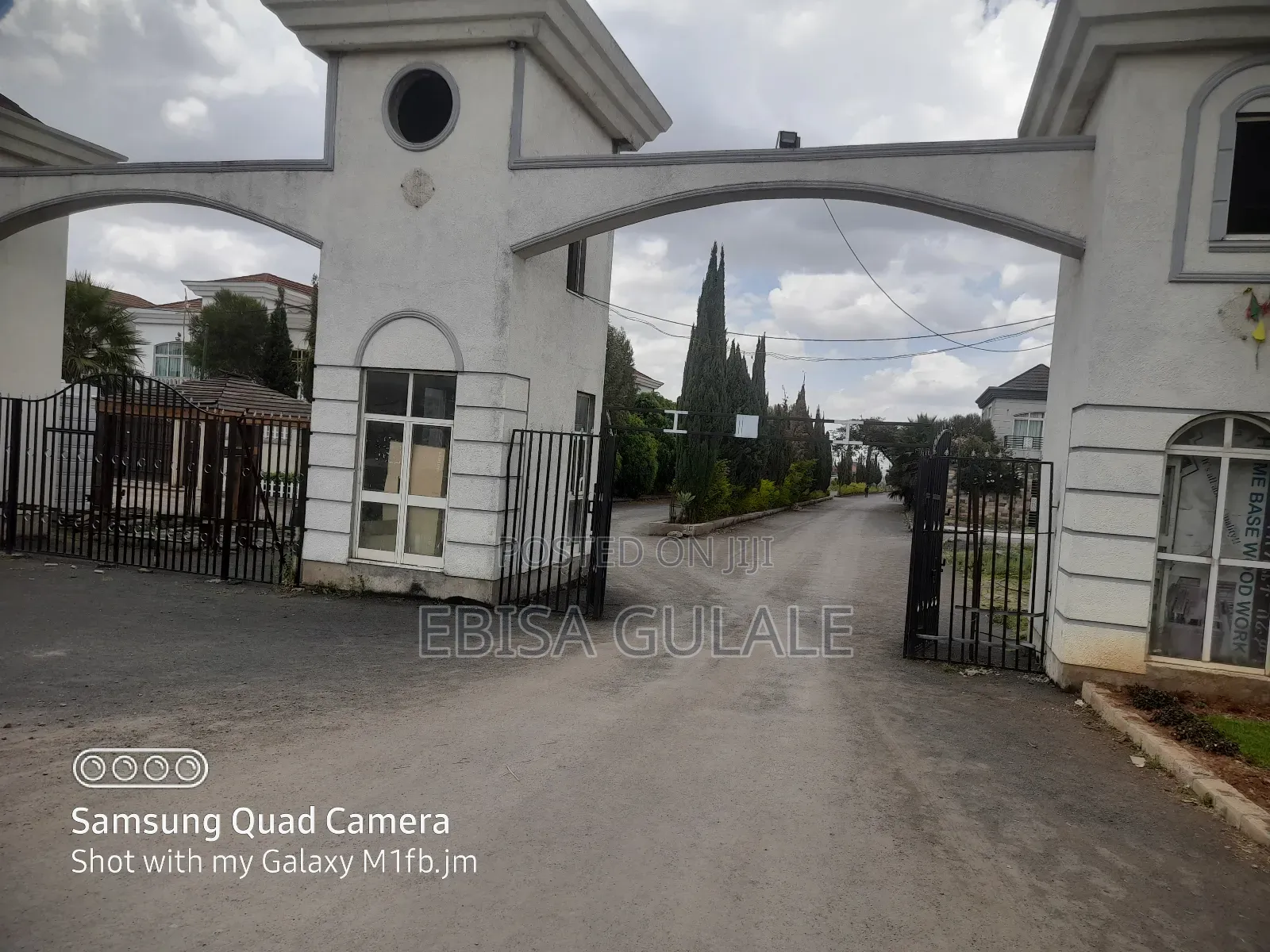 Furnished 4bdrm Apartment in Roseta Real State, Yeka for rent