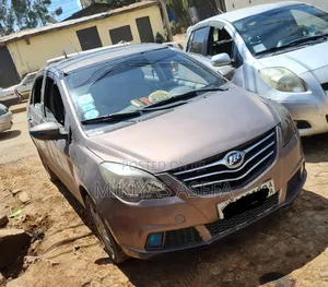 Lifan 530 2015 Burgundy