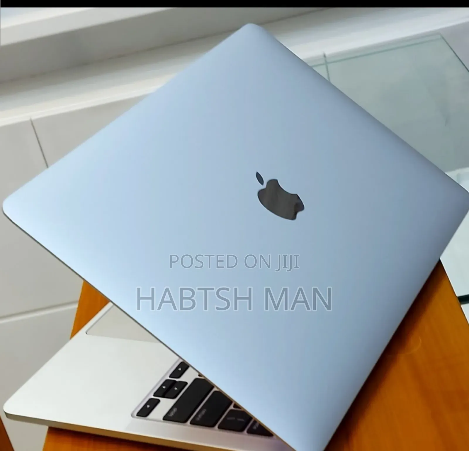 New Laptop Apple MacBook Pro M1 8GB Apple M1 SSD 512GB