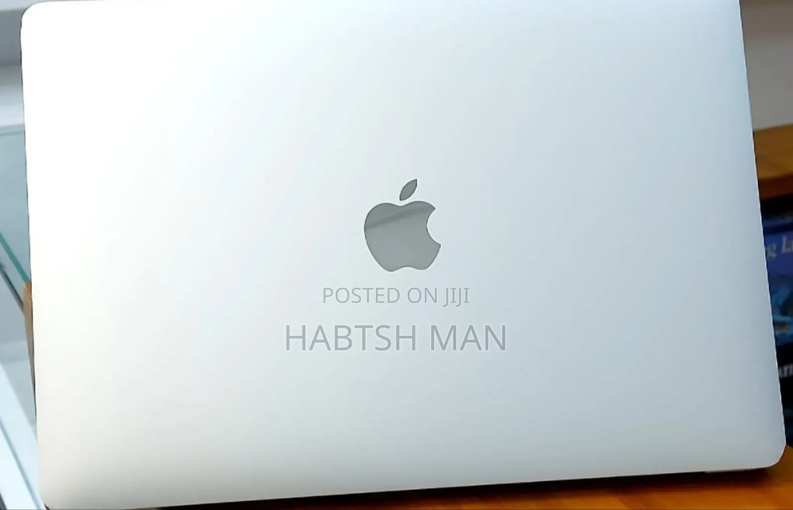 New Laptop Apple MacBook Pro M1 8GB Apple M1 SSD 512GB