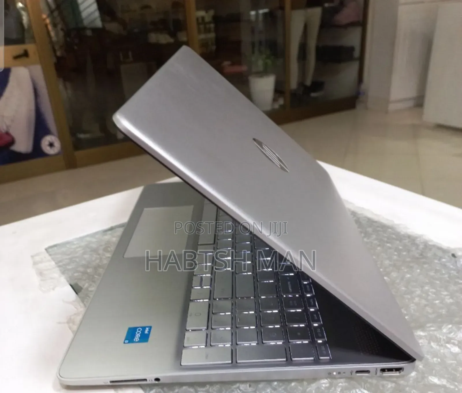 New Laptop HP Stream Notebook 8GB Intel Core I3 SSD 1T