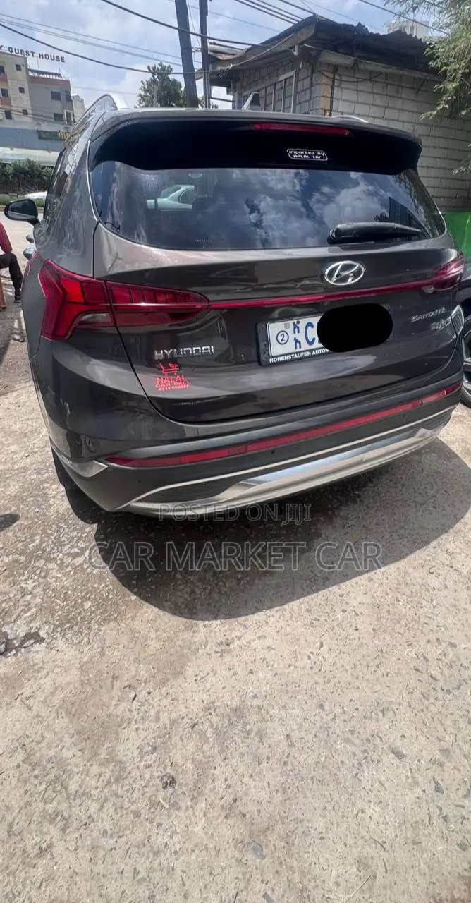 Hyundai Santa Fe Limited 2022 Brown