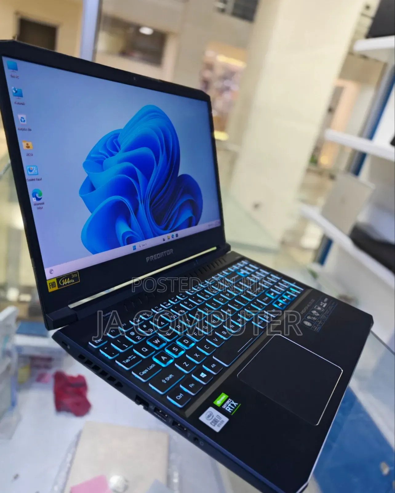 New Laptop Acer Predator Helios 300 16GB Intel Core I9 SSD 1T