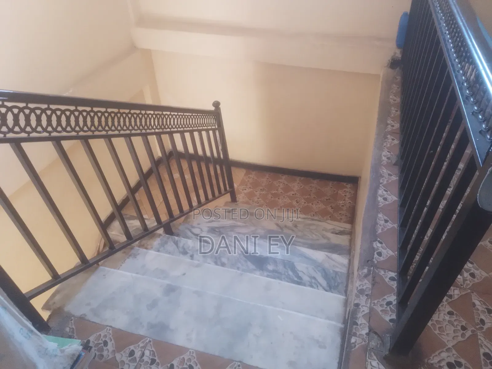 Furnished 5bdrm House in Akaky Kaliti for sale