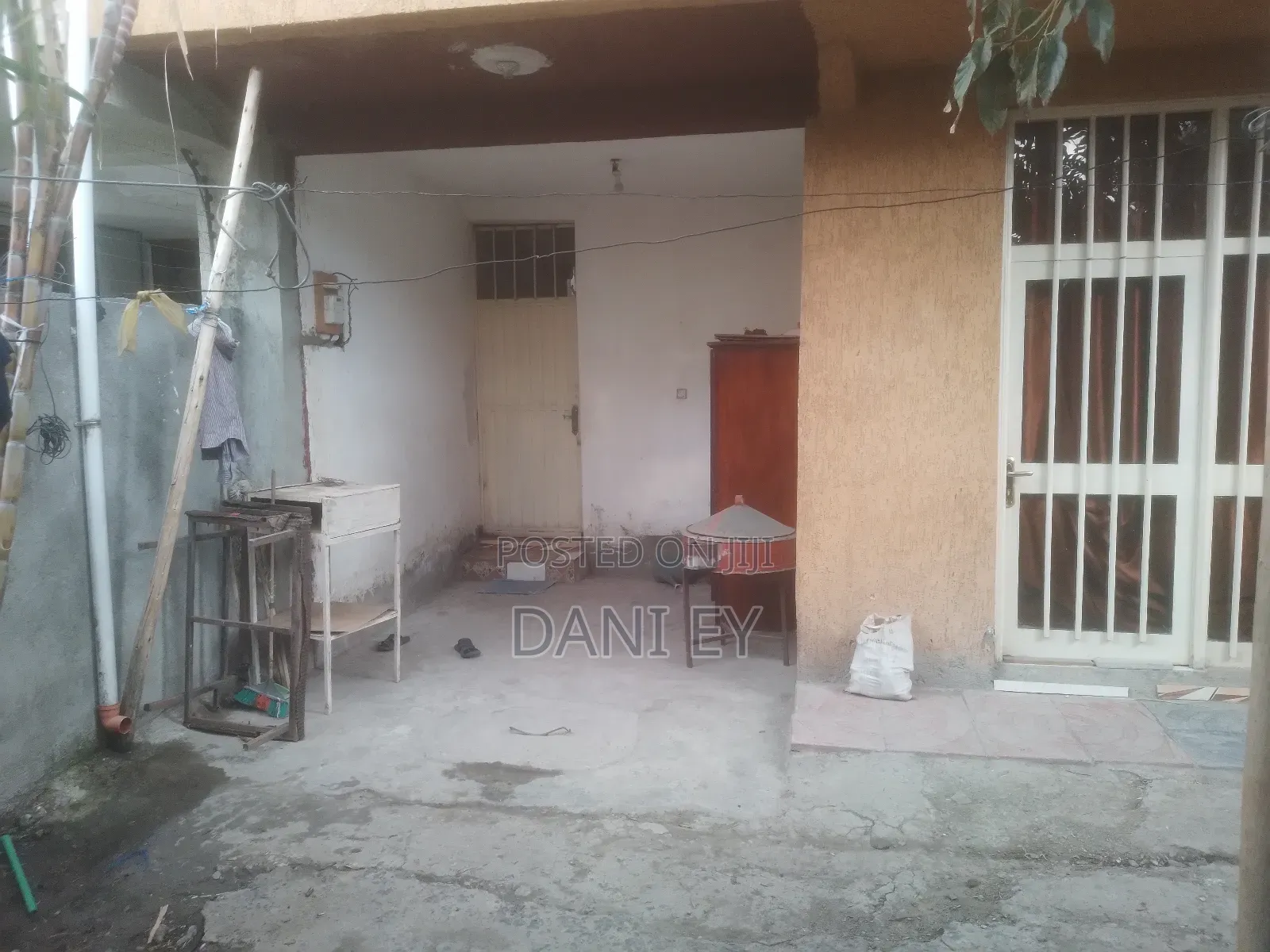 Furnished 5bdrm House in Akaky Kaliti for sale