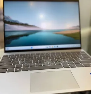 New Laptop Dell Inspiron 13 5368 16GB Intel Core I5 SSD 512GB