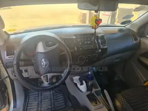 Toyota Hilux 2008 Silver