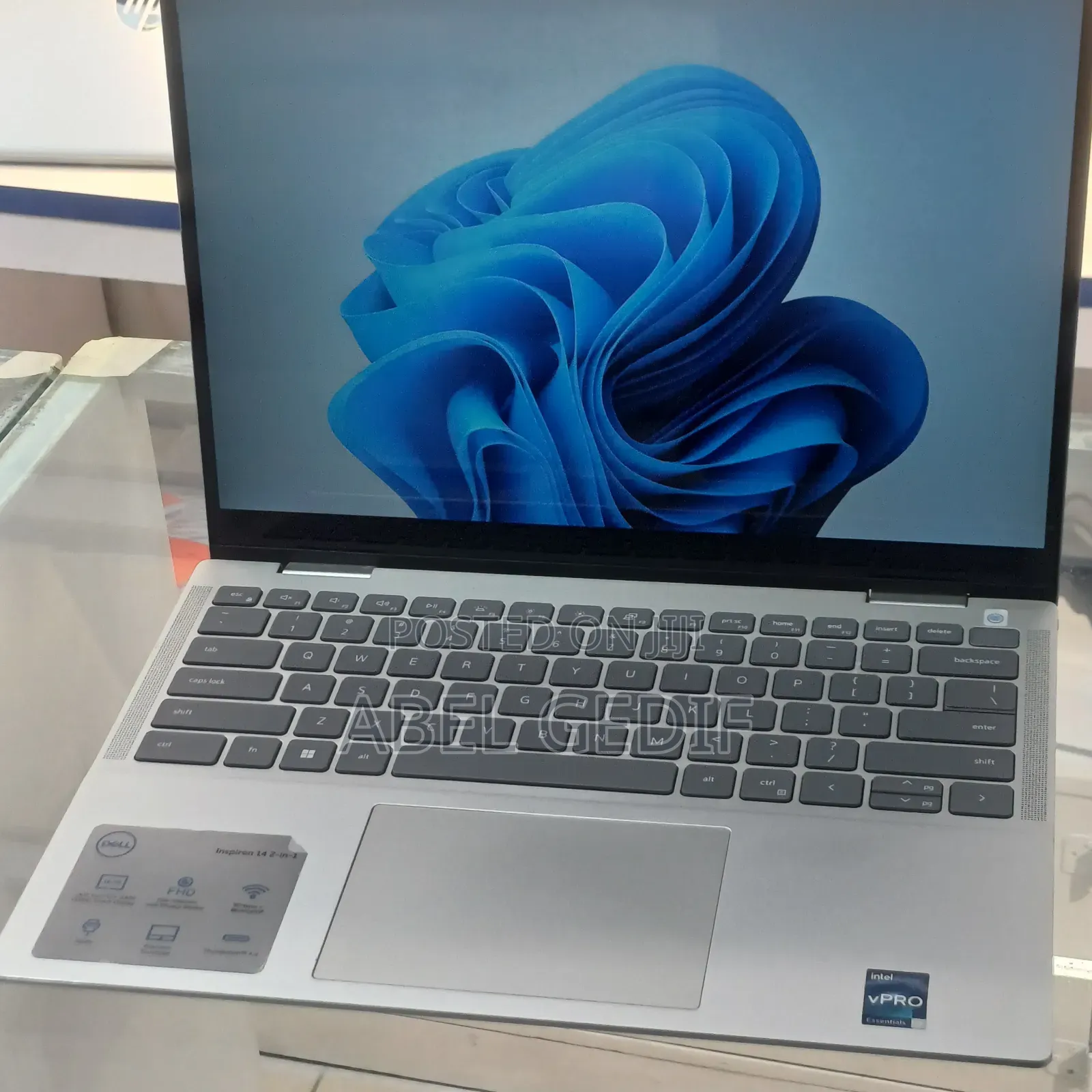 New Laptop Dell 16GB Intel Core I7 SSD 1T