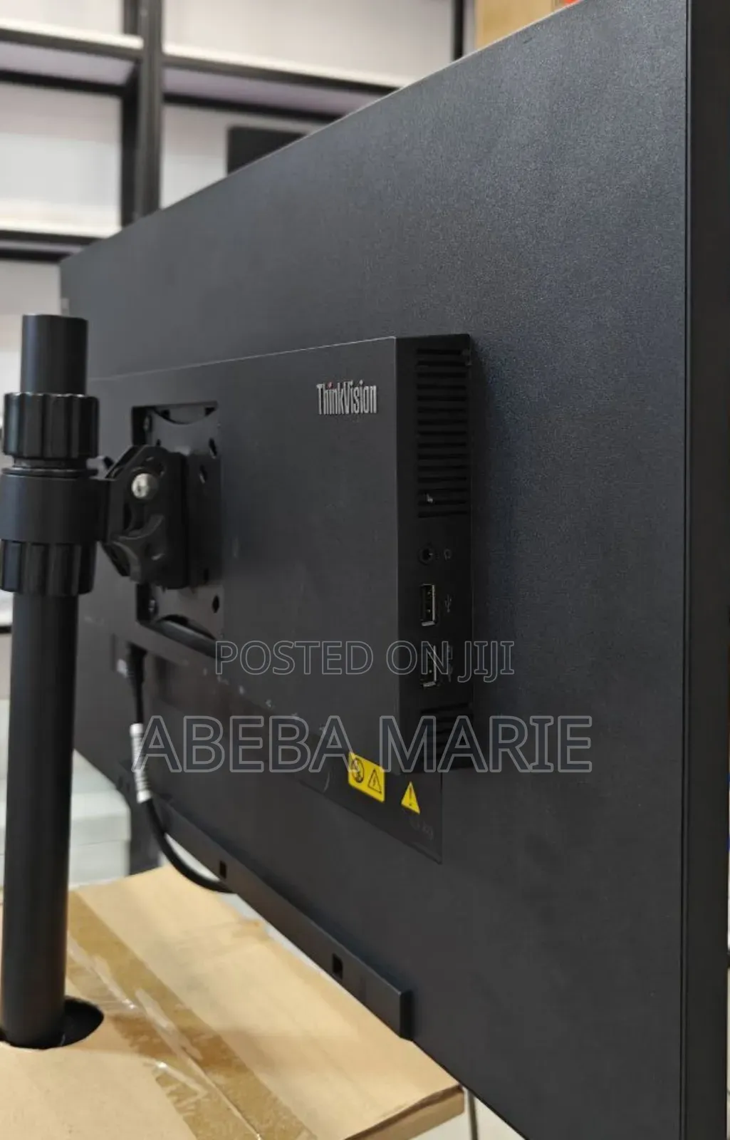 Lenovo Thinkvision Monitor
Model- P27h-20
Screen