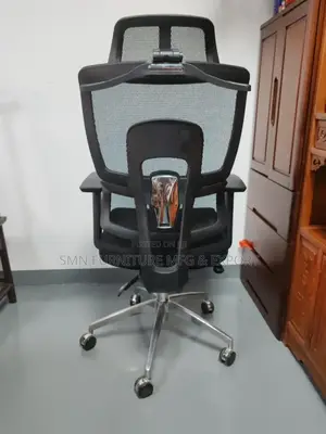 Ergonomic Managerial Office Chair