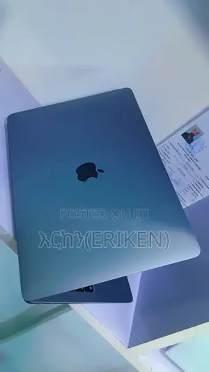 New Laptop Apple MacBook Air 2020 M1 8GB Apple M1 SSD 256GB