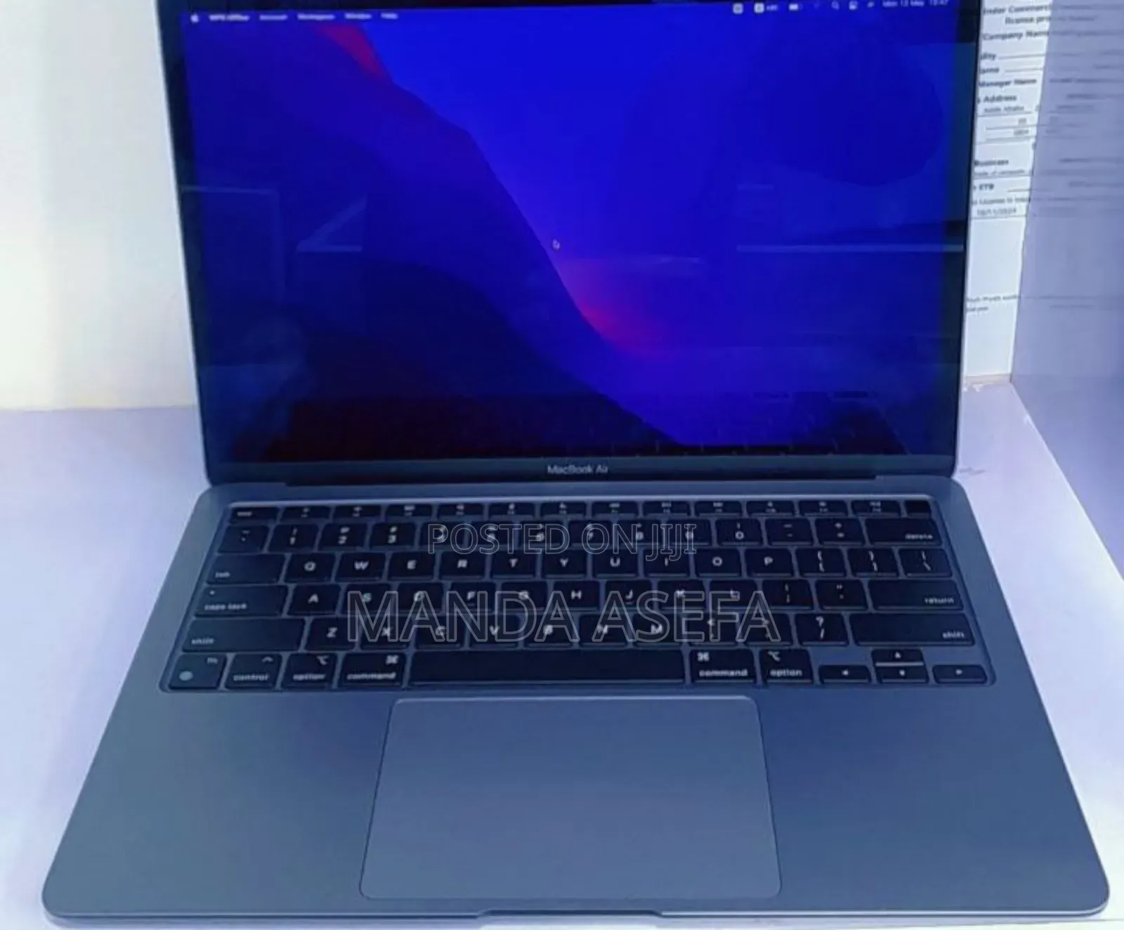 New Laptop Apple MacBook Air 8GB Apple M1 SSD 256GB