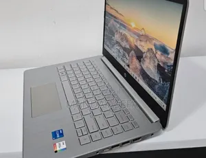 New Laptop HP Stream Notebook 8GB Intel Core I5 SSD 512GB