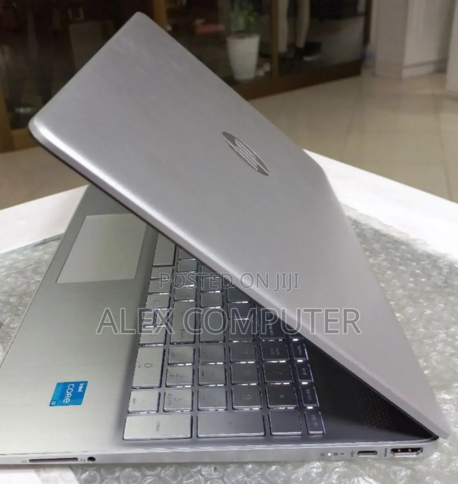 New Laptop HP Stream Notebook 8GB Intel Core I3 SSD 1T