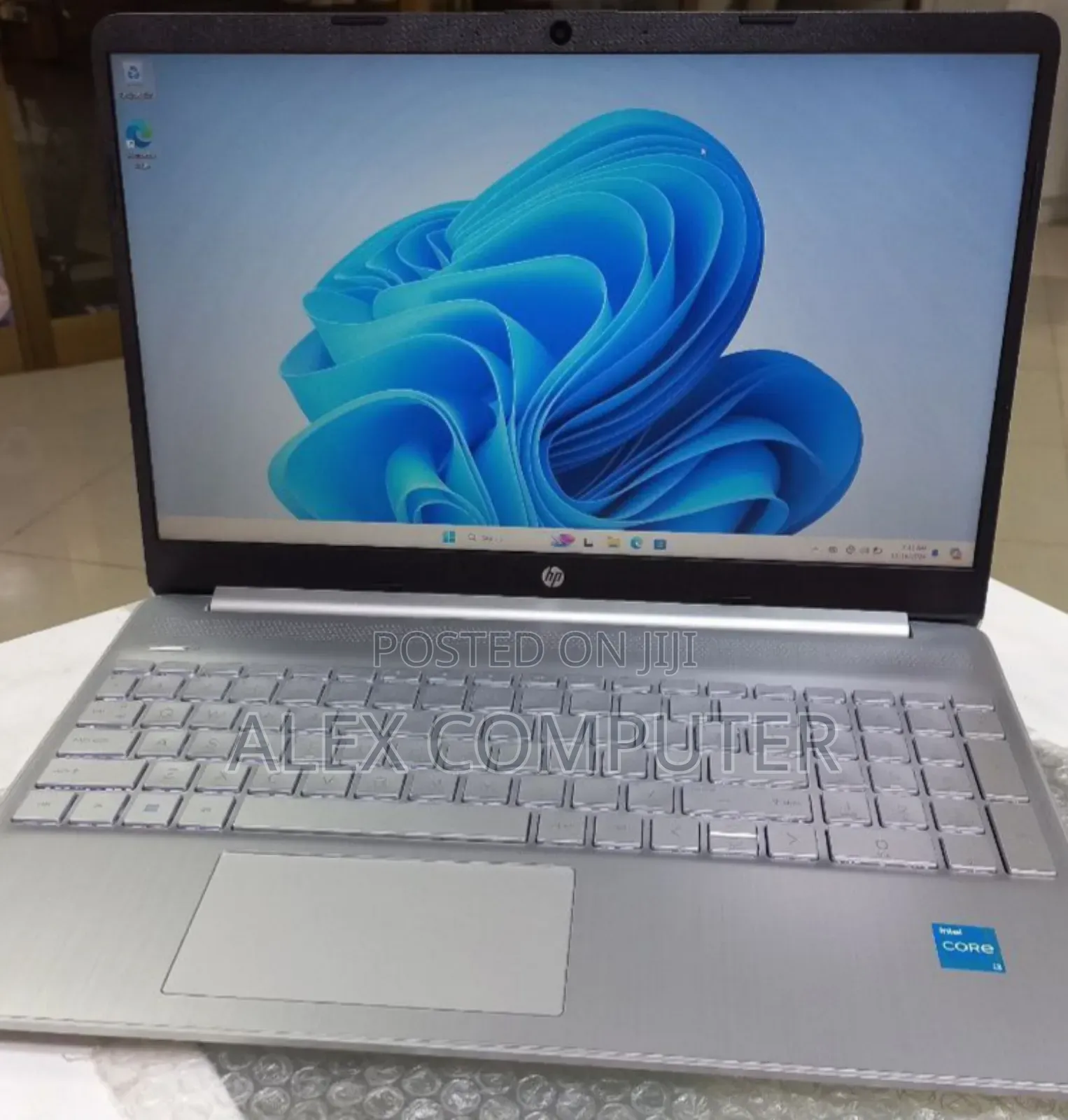 New Laptop HP Stream Notebook 8GB Intel Core I3 SSD 1T