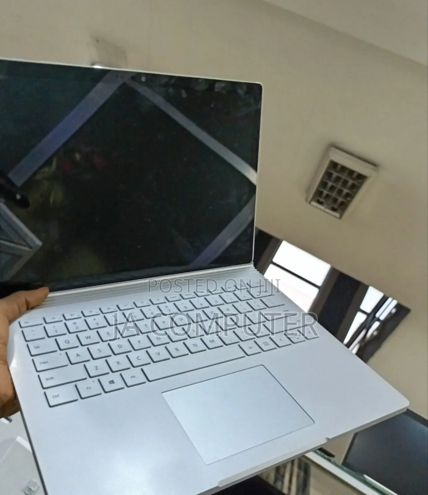 New Laptop Microsoft Surface Book 3 16GB Intel Core I7 SSD 256GB