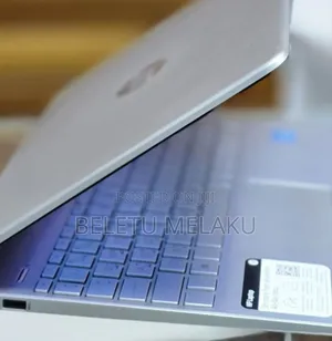 New Laptop HP Stream Notebook 8GB Intel Core I3 SSD 256GB