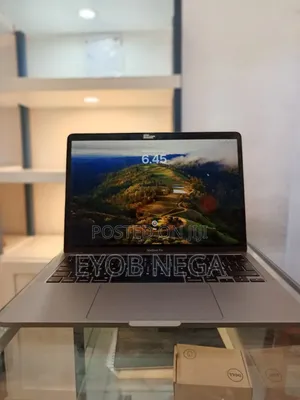 Photo - New Laptop Apple MacBook Pro 2020 16GB Intel Core I5 SSD 512GB