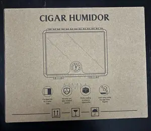 Cigar Humidor Humidifier Hygrometer 20-25 Cigars (Black)