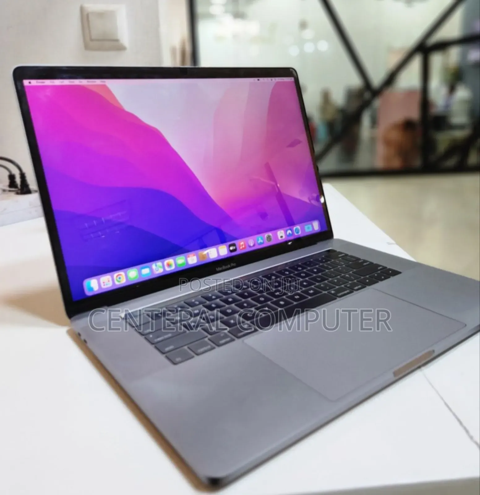 New Laptop Apple MacBook 2016 16GB Intel Core I7 SSD 256GB