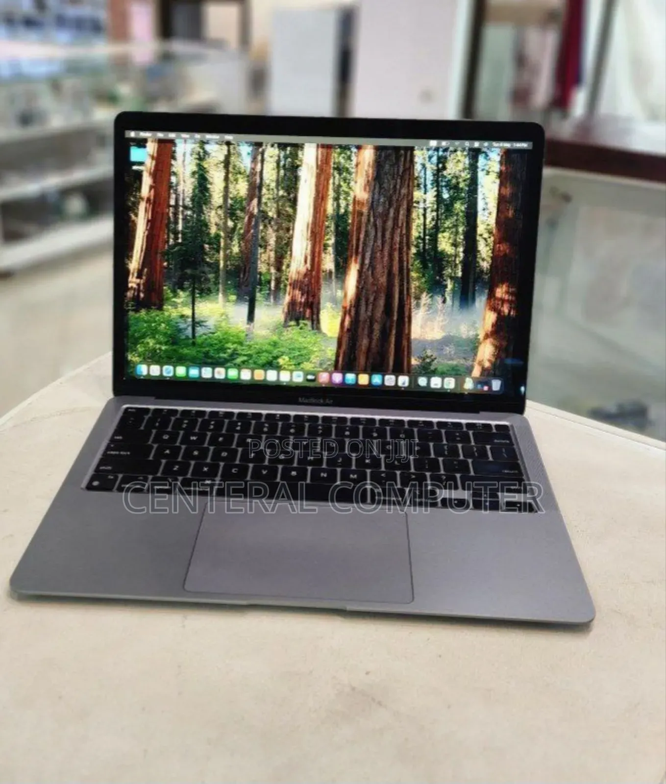 New Laptop Apple MacBook 16GB Apple M1 SSD 512GB