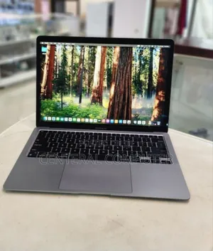 New Laptop Apple MacBook 16GB Apple M1 SSD 512GB