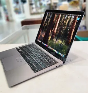 New Laptop Apple MacBook 16GB Apple M1 SSD 512GB