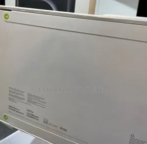 New Laptop Apple MacBook Pro 2024 M4 14-Inch 16GB Apple M4 SSD 512GB