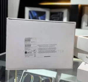 Photo - New Laptop Apple MacBook Pro M1 16GB Apple M1 Pro SSD 512GB