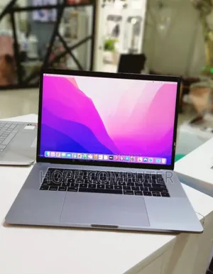 New Laptop Apple MacBook Pro 2016 16GB Intel Core I7 SSD 256GB