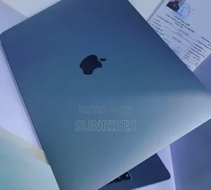 Photo - New Laptop Apple MacBook Air 2020 M1 8GB Apple M1 SSD 256GB