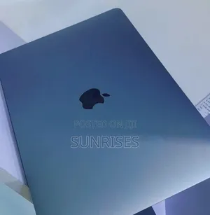 New Laptop Apple MacBook Air 2020 M1 8GB Apple M1 SSD 256GB