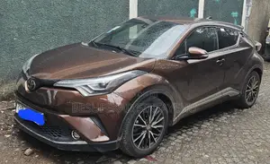 Photo - Toyota C-HR 2017 Brown