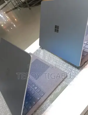 New Laptop Microsoft Surface 16GB Intel Core I7 SSD 512GB