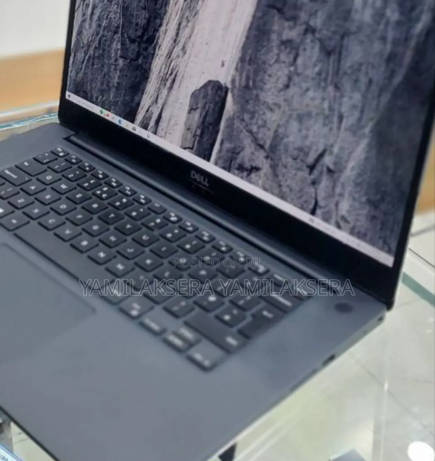 New Laptop Dell Precision 5540 16GB Intel Core I7 SSD 512GB