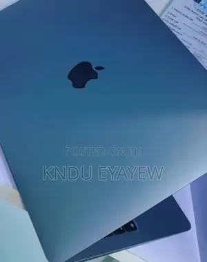 Photo - New Laptop Apple MacBook Pro M1 8GB Intel Core I7 SSD 256GB