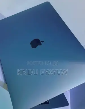 New Laptop Apple MacBook Pro M1 8GB Intel Core I7 SSD 256GB