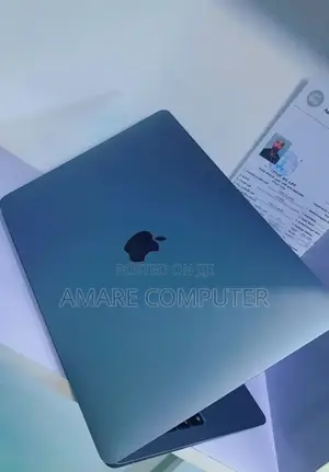 New Laptop Apple MacBook Air 8GB Apple M1 SSD 256GB