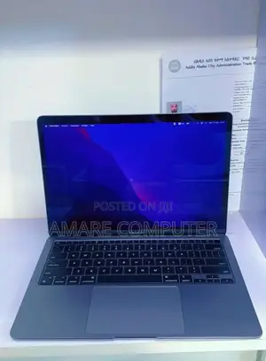 New Laptop Apple MacBook Air 8GB Apple M1 SSD 256GB