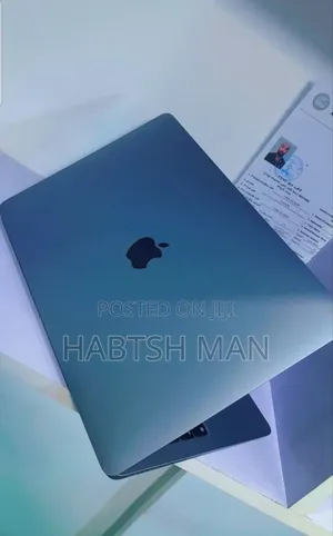 New Laptop Apple MacBook Air 2020 M1 8GB Apple M1 SSD 256GB