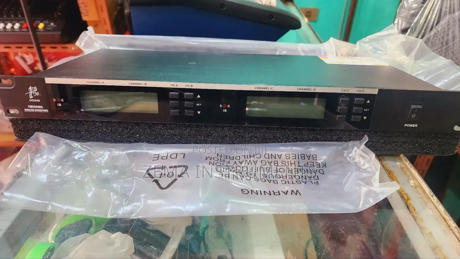 HBS Pro Ugx40 Stage Mic