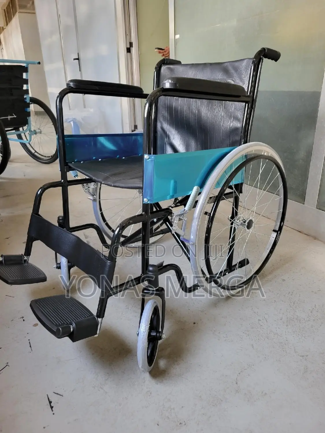 Portable: Easy to Fold Wheelchair፵餐wheelchairą漿wheelchair