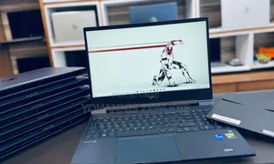 New Laptop HP Victus 16 16GB Intel Core I7 SSD 512GB