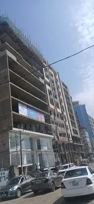 ተወዳጅ በሆነዉ የንግድ ቦታ በመሀል ቦሌ