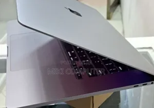 New Laptop Apple MacBook Pro 2019 32GB Intel Core I9 SSD 1T