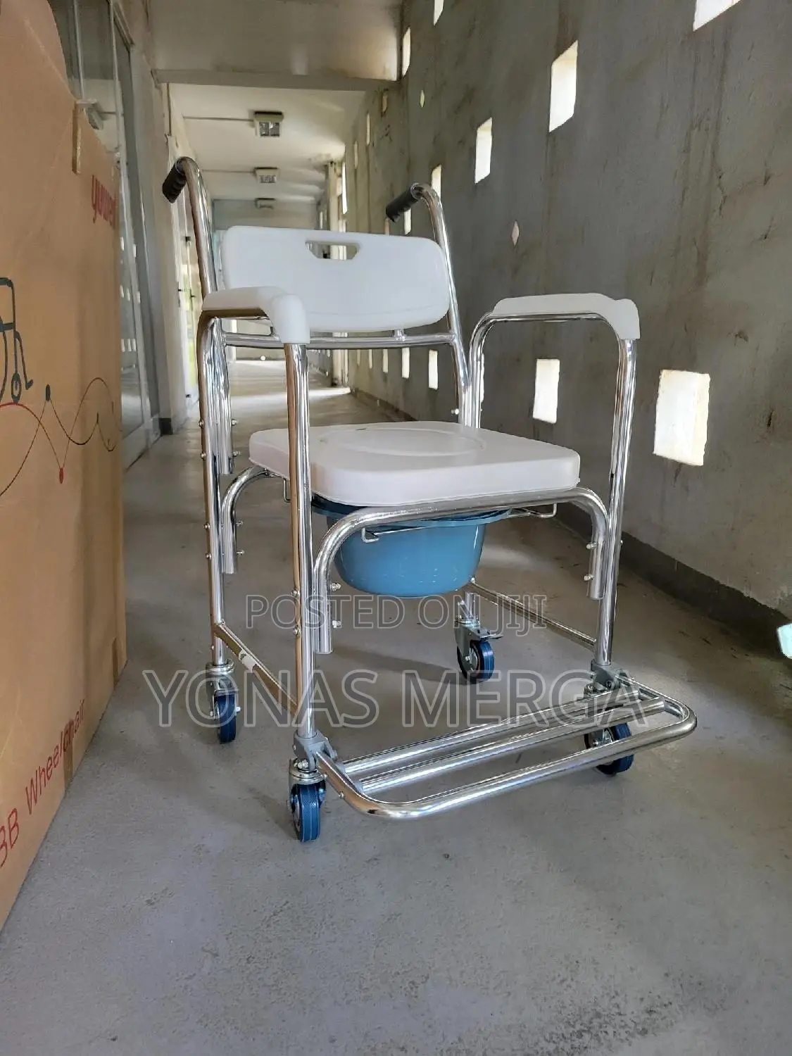 Toilet Chair, Ideal for Homecare፬社smooth Plastic Surface