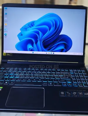 New Laptop Acer Predator Helios 300 16GB Intel Core I9 SSD 1T