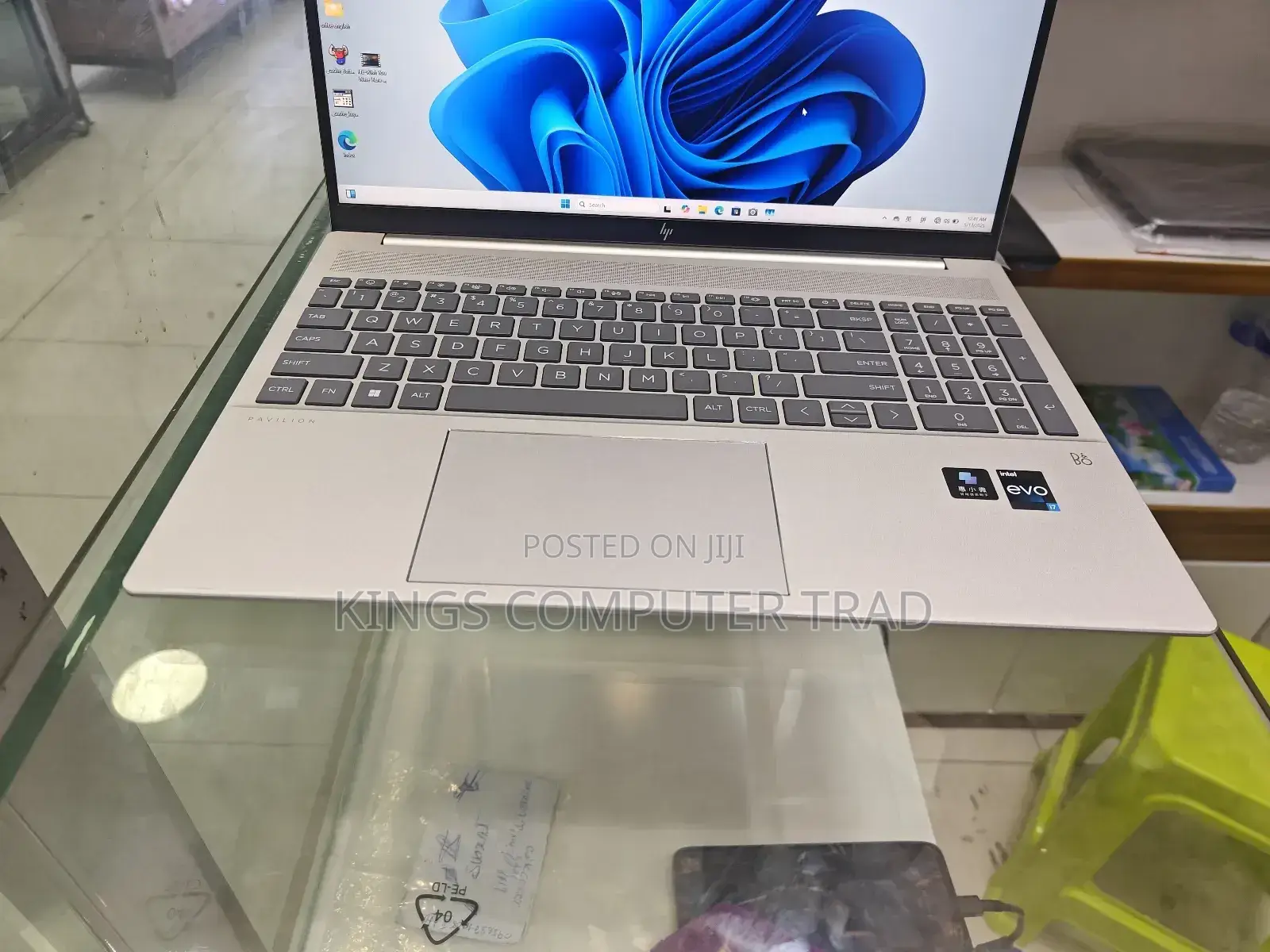 New Laptop HP Pavilion 17 16GB Intel Core I7 SSD 1T